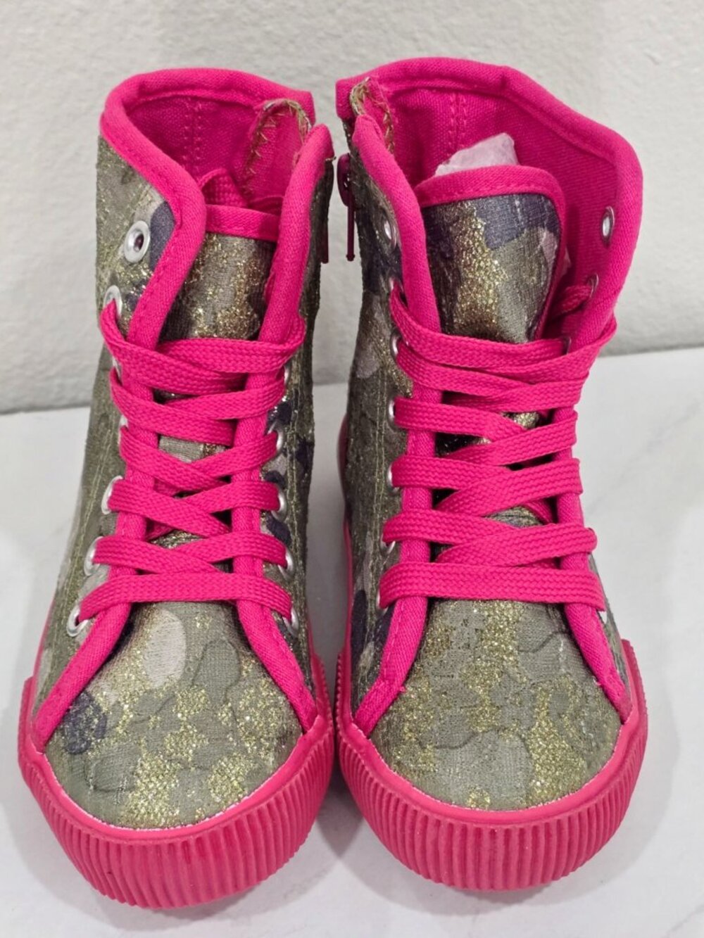 Fab Kids ✦ Camo Glitter High‑Top Sneakers ✦ Pink Accents Side Zip Lace‑Up 9 NWT - Picture 7 of 10